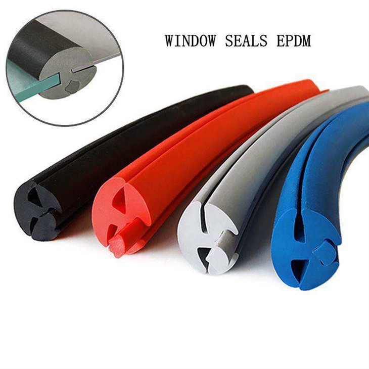 El ODM del OEM modificó las tiras de goma del cordón redondo de caucho negro extruido para requisitos particulares de la espuma de EPDM /sponge